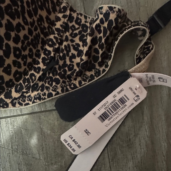 Victoria's Secret Black and Tan Leopard Bra - Picture 2 of 2